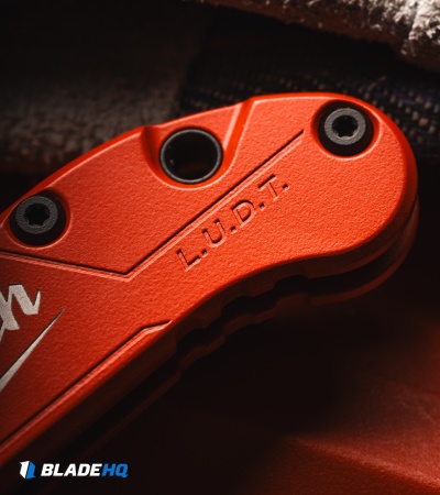 Microtech LUDT Journeyman Gen III T/E Auto Knife Red/Black Al (3.5" Two-Tone)